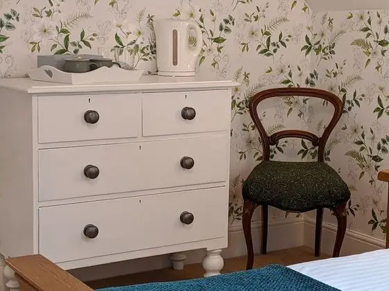 Deepdene, comfortable double room