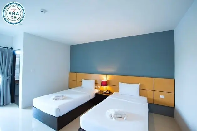 Standard Twin Room