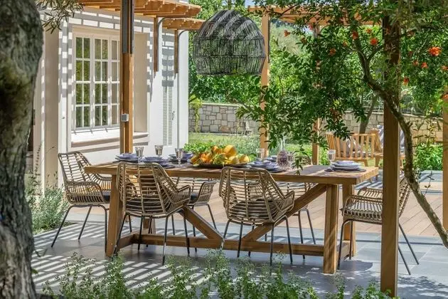 Classic Kır Evi