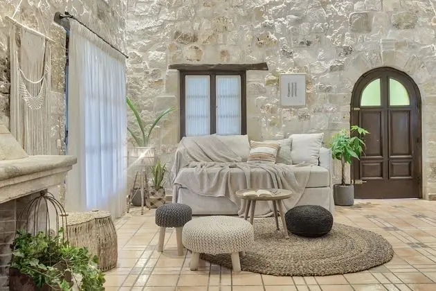 Grand Villa, 3 Yatak Odası, Kişiye Özel Havuzlu