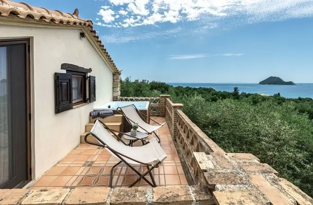 Grand Villa, 3 Yatak Odası, Kişiye Özel Havuzlu