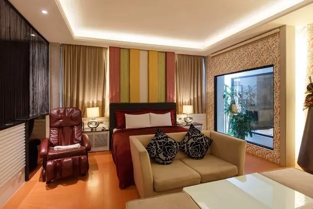 Deluxe Tek Büyük Yataklı Oda