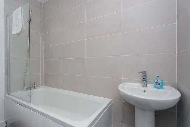 Superior Apart Daire, Banyolu/Duşlu