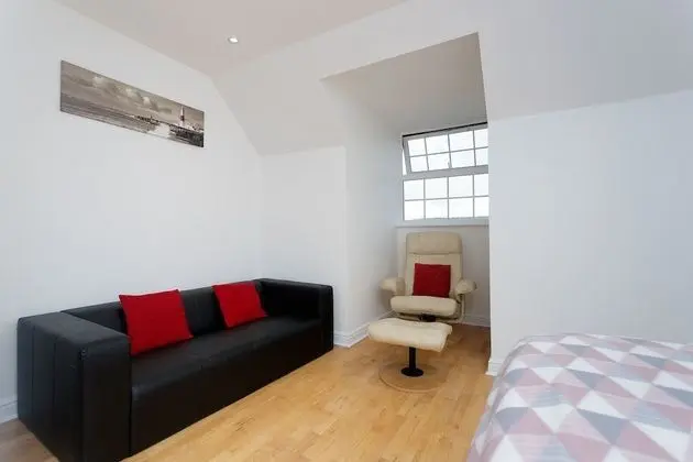 Deluxe Apart Daire, Banyolu/Duşlu (4 Bed, Sleeps 11)