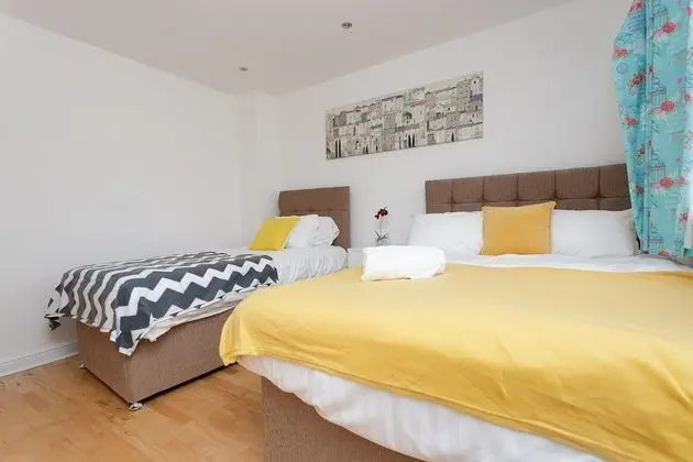 Deluxe Apart Daire, Banyolu/Duşlu (4 Bed, Sleeps 11)