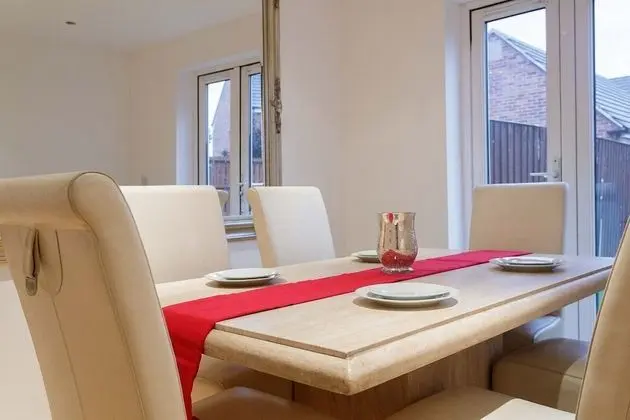 Deluxe Apart Daire, Banyolu/Duşlu (4 Bed, Sleeps 11)