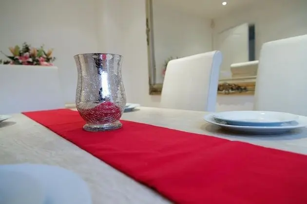 Deluxe Apart Daire, Banyolu/Duşlu (4 Bed, Sleeps 11)