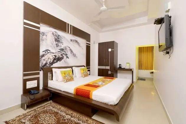 Luxury AC Room