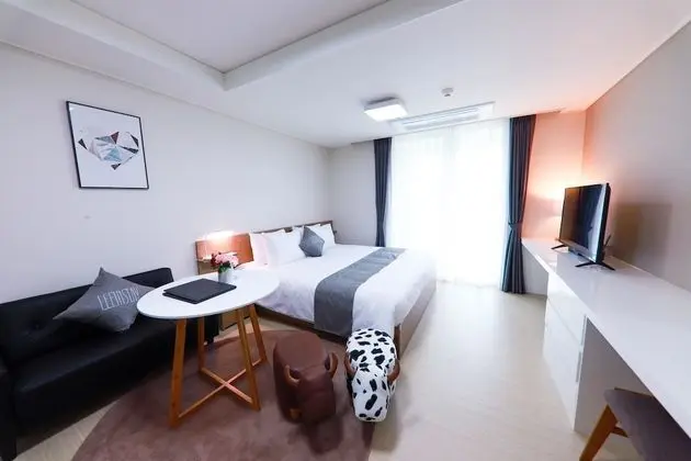 Deluxe Tek Büyük Yataklı Oda