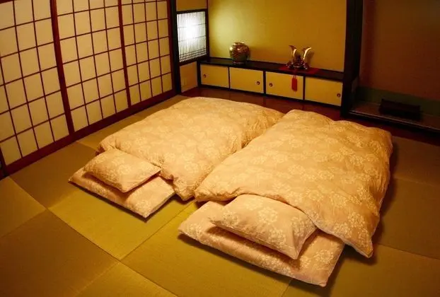 Traditional Oda (Japanese Style, for 5 Guests)