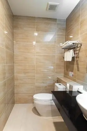 1 Bedroom, No Windows