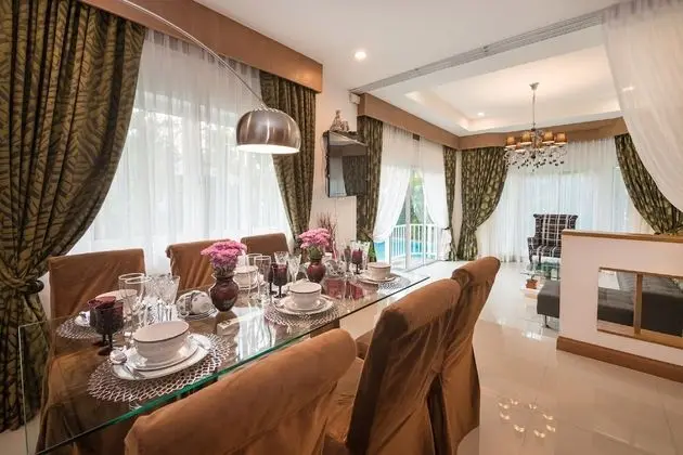 Exclusive Villa, 3 Yatak Odası, Havuz Manzaralı