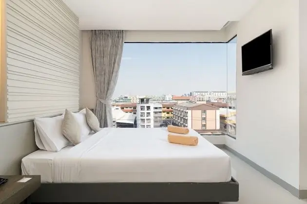 Deluxe Double Bed A