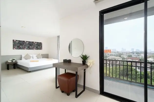 Deluxe Triple Room A