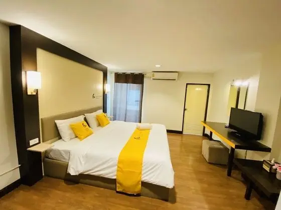 Deluxe Tek Büyük Yataklı Oda