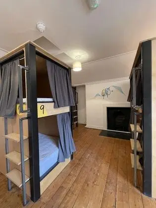10 Bed Dorm Room (Mixed)