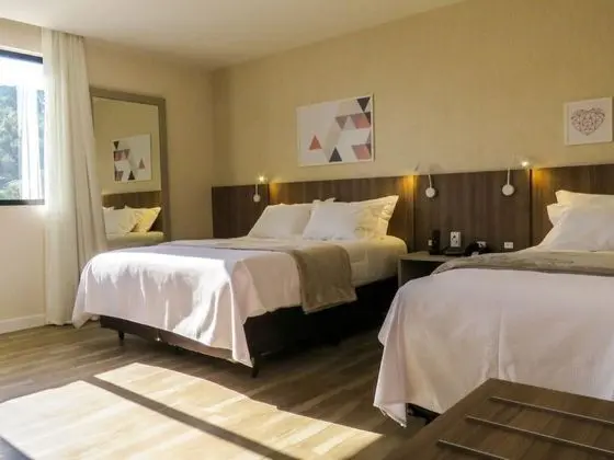 Deluxe Üç Kişilik Oda