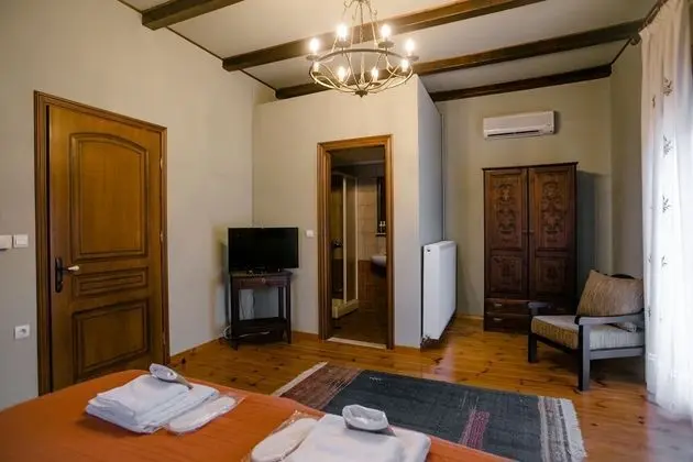 Traditional İki Ayrı Yataklı Oda