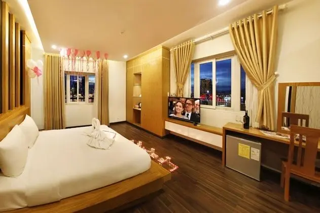 Panoramic Süit, 1 En Büyük (King) Boy Yatak, Özel Banyo, Nehir Manzaralı