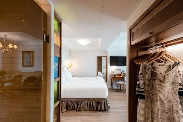 EL Suite Sea View