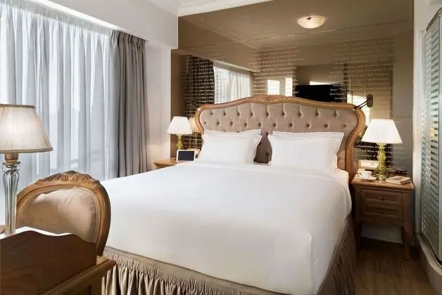 V Suite Sea View