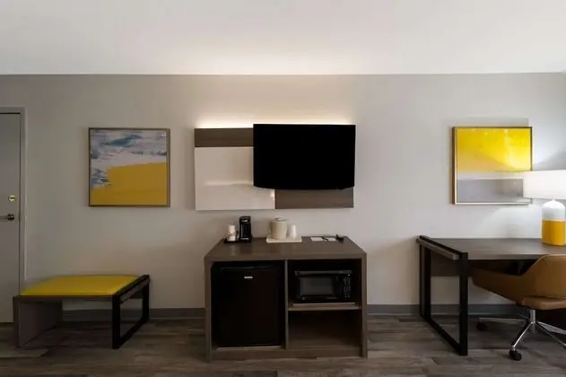 Oda, 2 Büyük (Queen) Boy Yatak, Engellilere Uygun, Sigara İçilmez