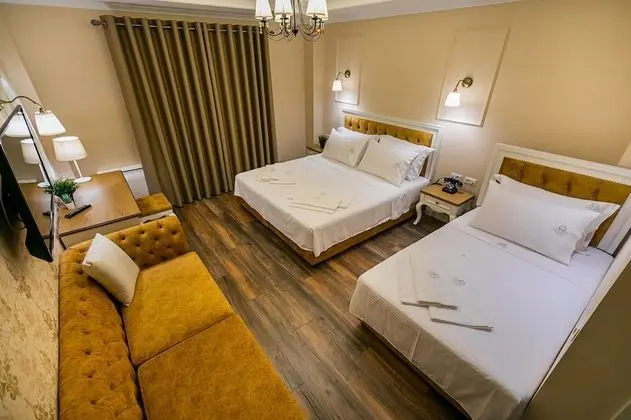 Luxury Üç Kişilik Oda
