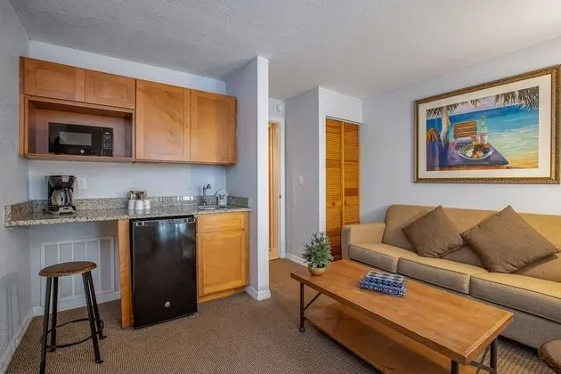 Süit, Küçük Mutfak (2 Double Beds, Sofa Bed)