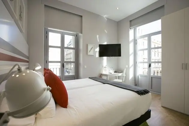 Tek Büyük veya İki Ayrı Yataklı Oda (Exterior)