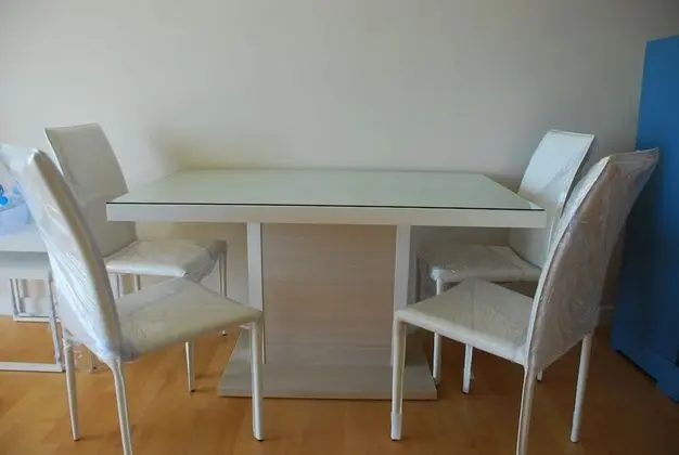 2 Bedroom