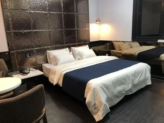 Standard Tek Büyük Yataklı Oda, Sigara İçilebilir