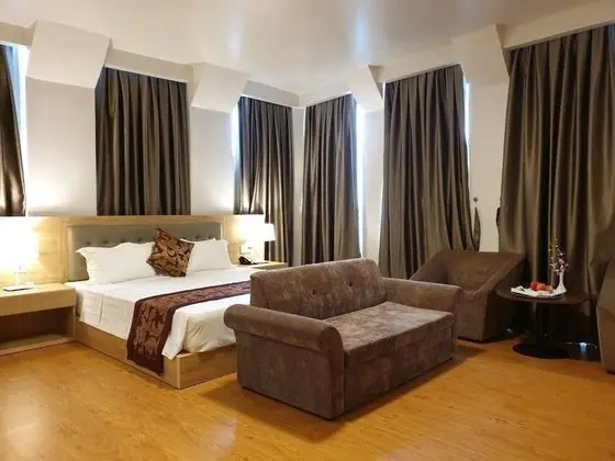 Deluxe Tek Büyük Yataklı Oda