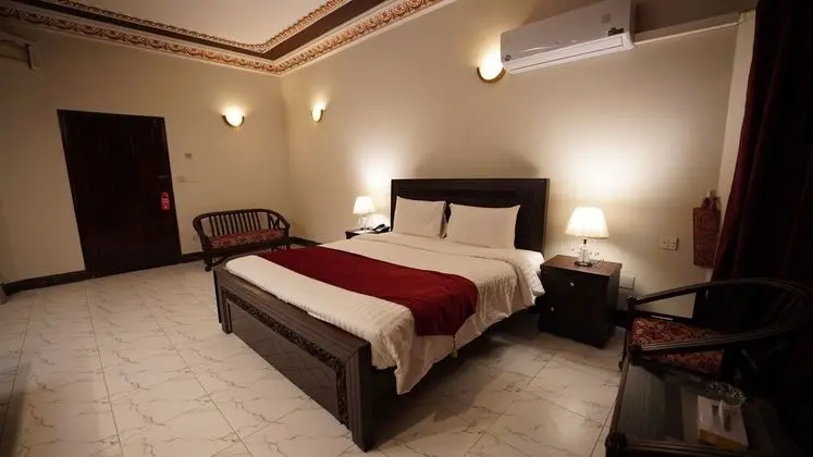 Standard Tek Büyük Yataklı Oda