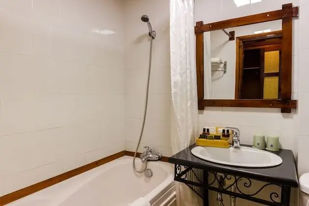 Deluxe Oda, 1 Büyük (Queen) Boy Yatak, Şehir Manzaralı