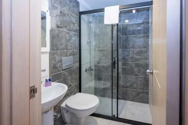 Triple, Şehir Manzaralı, Klimalı