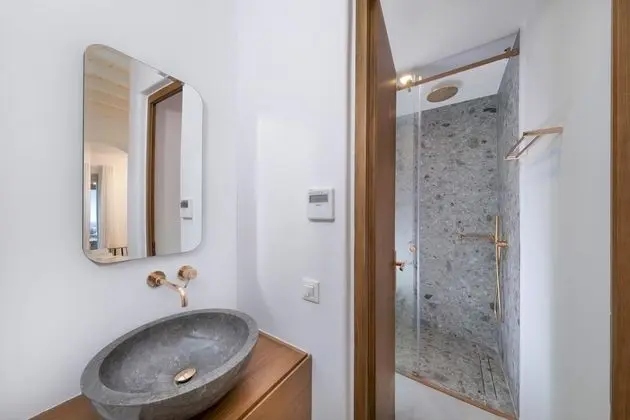 Deluxe Dört Kişilik Oda