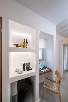 Design Tek Büyük Yataklı Oda, Deniz Manzaralı