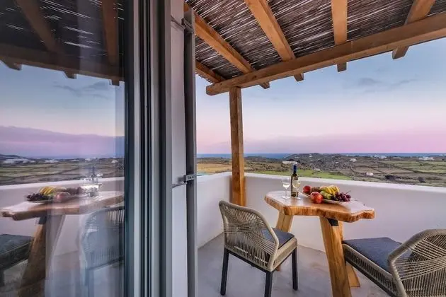 Design Tek Büyük Yataklı Oda, Deniz Manzaralı