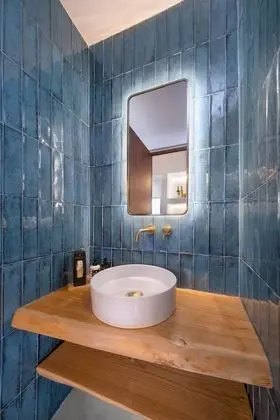 Design Tek Büyük Yataklı Oda, Deniz Manzaralı