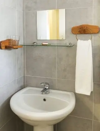 Standard Ortak Ranzalı Oda, Sadece kadınlar için