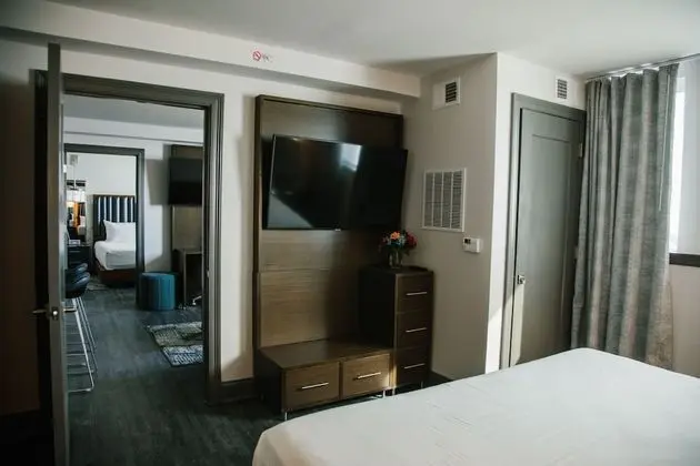 2 Bedroom King-King Luxury Suite