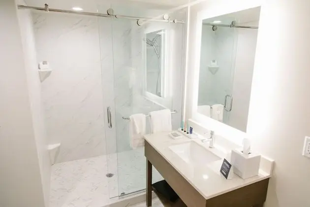 2 Bedroom King-King Luxury Suite