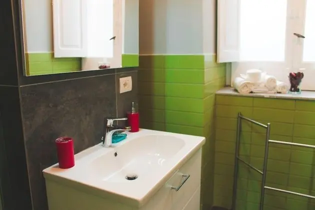 Üç Kişilik Oda (Partenope)