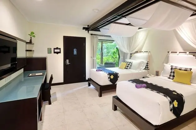 Deluxe Bungalov, Bahçe Manzaralı