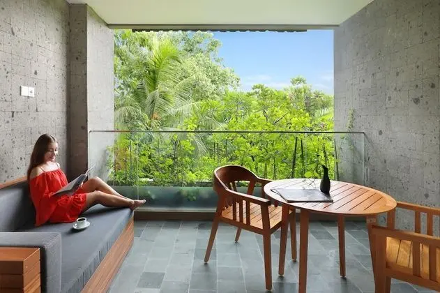 Deluxe Garden Room