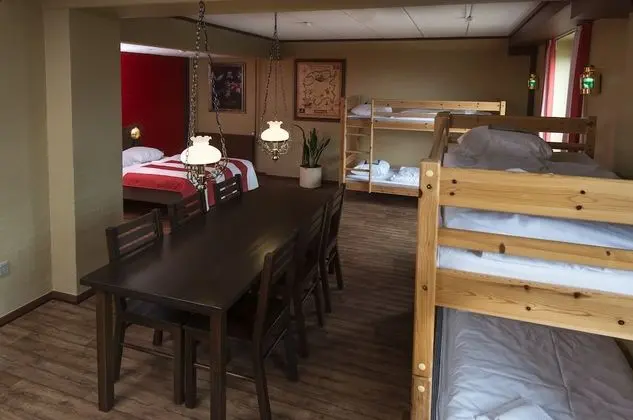 Pirate Room, 8 Persons