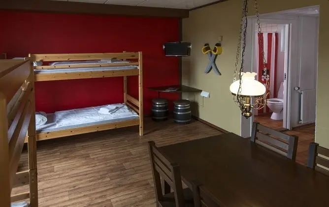Pirate Room, 8 Persons