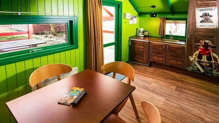 Wilderness Cabin 1 Room