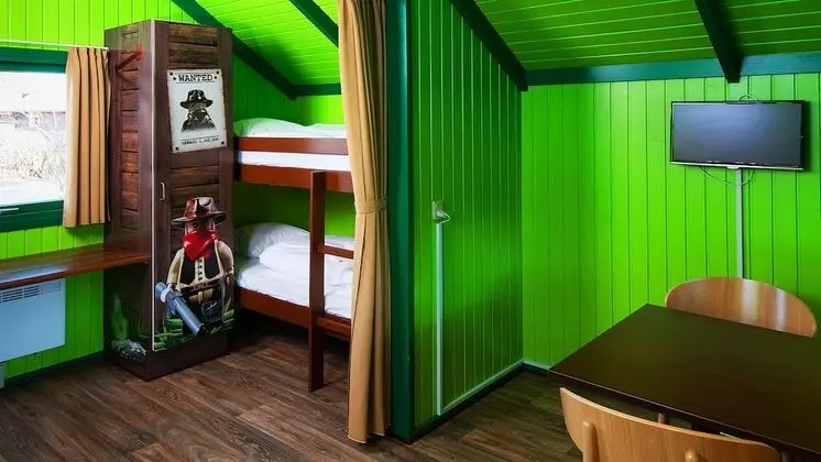 Wilderness Cabin 2 Rooms
