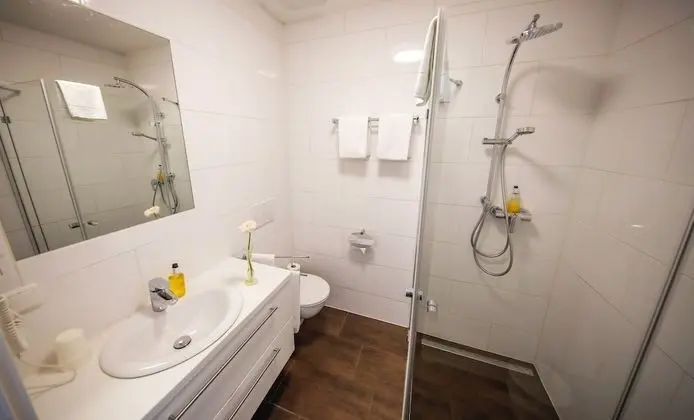 Tek Büyük Yataklı Oda, 1 Yatak Odası